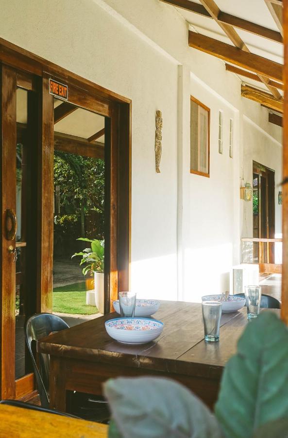 Casa De Loren Family Room جنرال لونا المظهر الخارجي الصورة