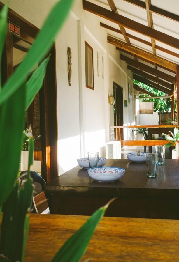 Casa De Loren Family Room جنرال لونا المظهر الخارجي الصورة