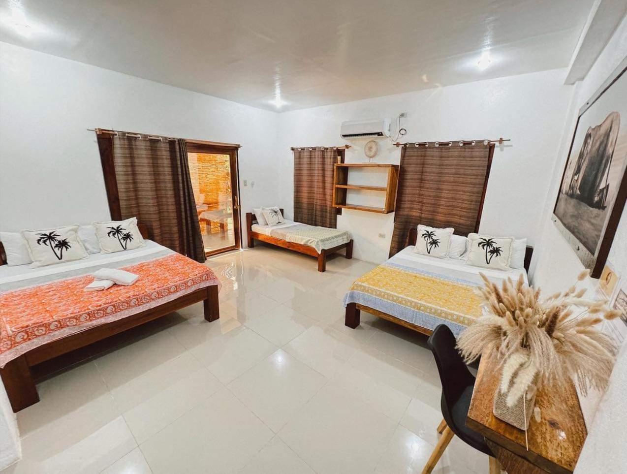 Casa De Loren Family Room جنرال لونا المظهر الخارجي الصورة
