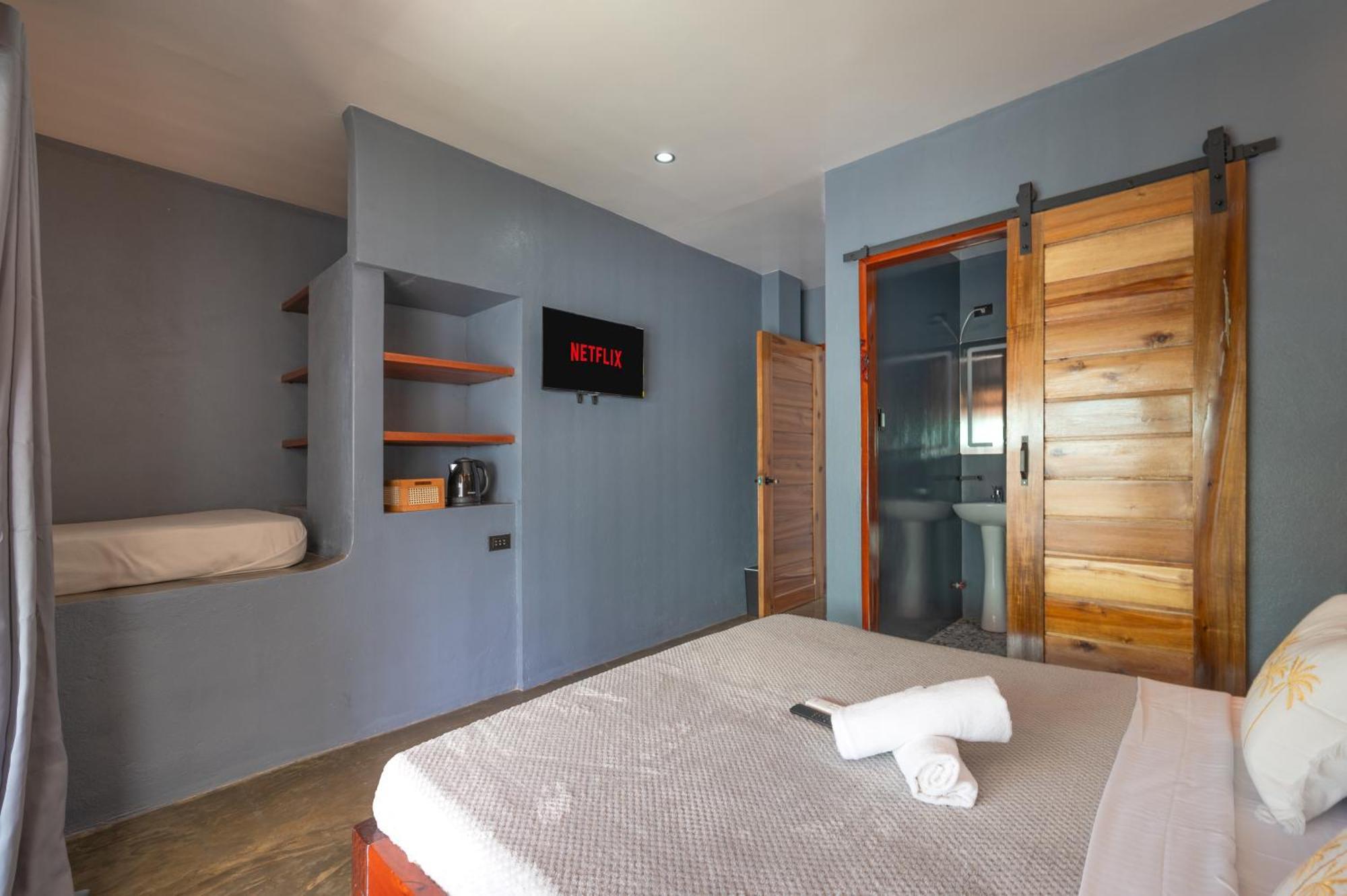 Casa De Loren Family Room جنرال لونا المظهر الخارجي الصورة